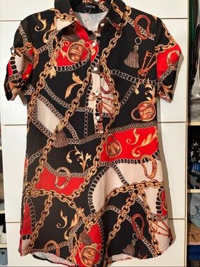 chic Black, Red & Cream Chain-Print Mini Shirt Dress
